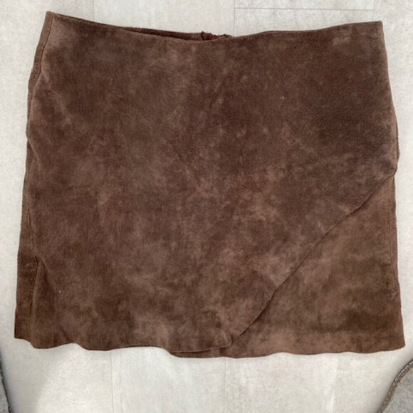 BLANK NYC Chocolate Souffle Brown 100% Suede Leather Wrap Mini Skirt Sz 26 - Picture 6 of 13